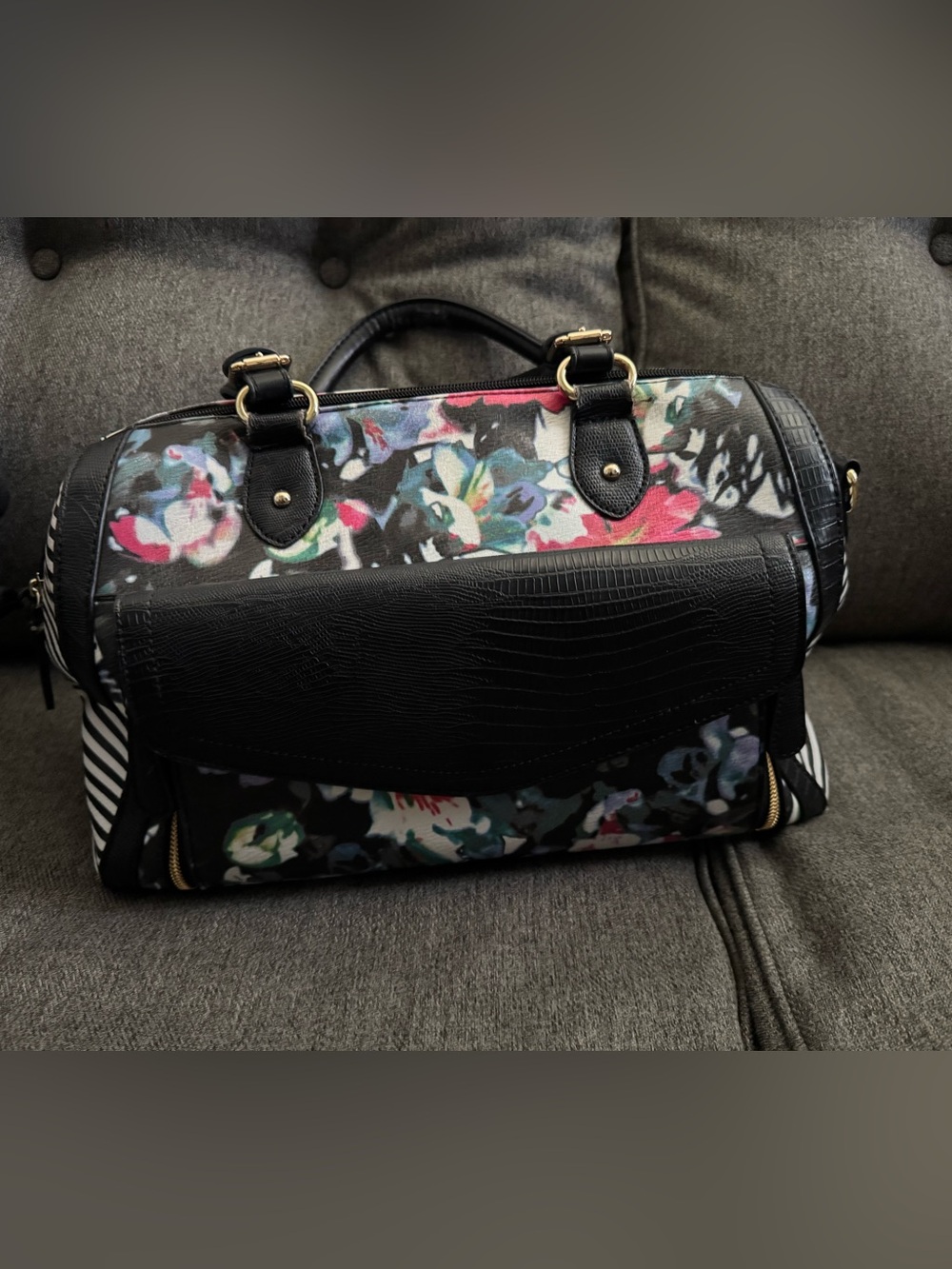 Khols Floral Black Satchel Handbag APT9